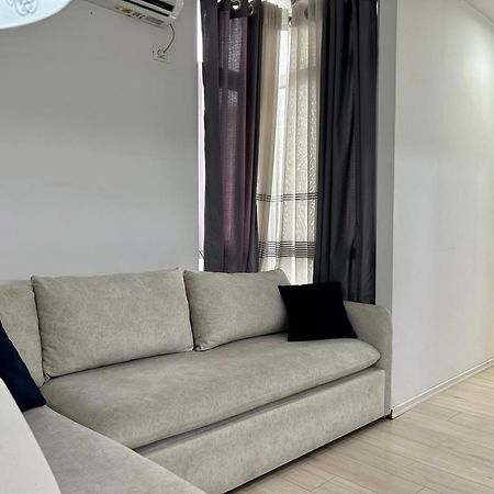 A&X Lovely And Central Apartment - 24H Self Check-In Τίρανα Εξωτερικό φωτογραφία