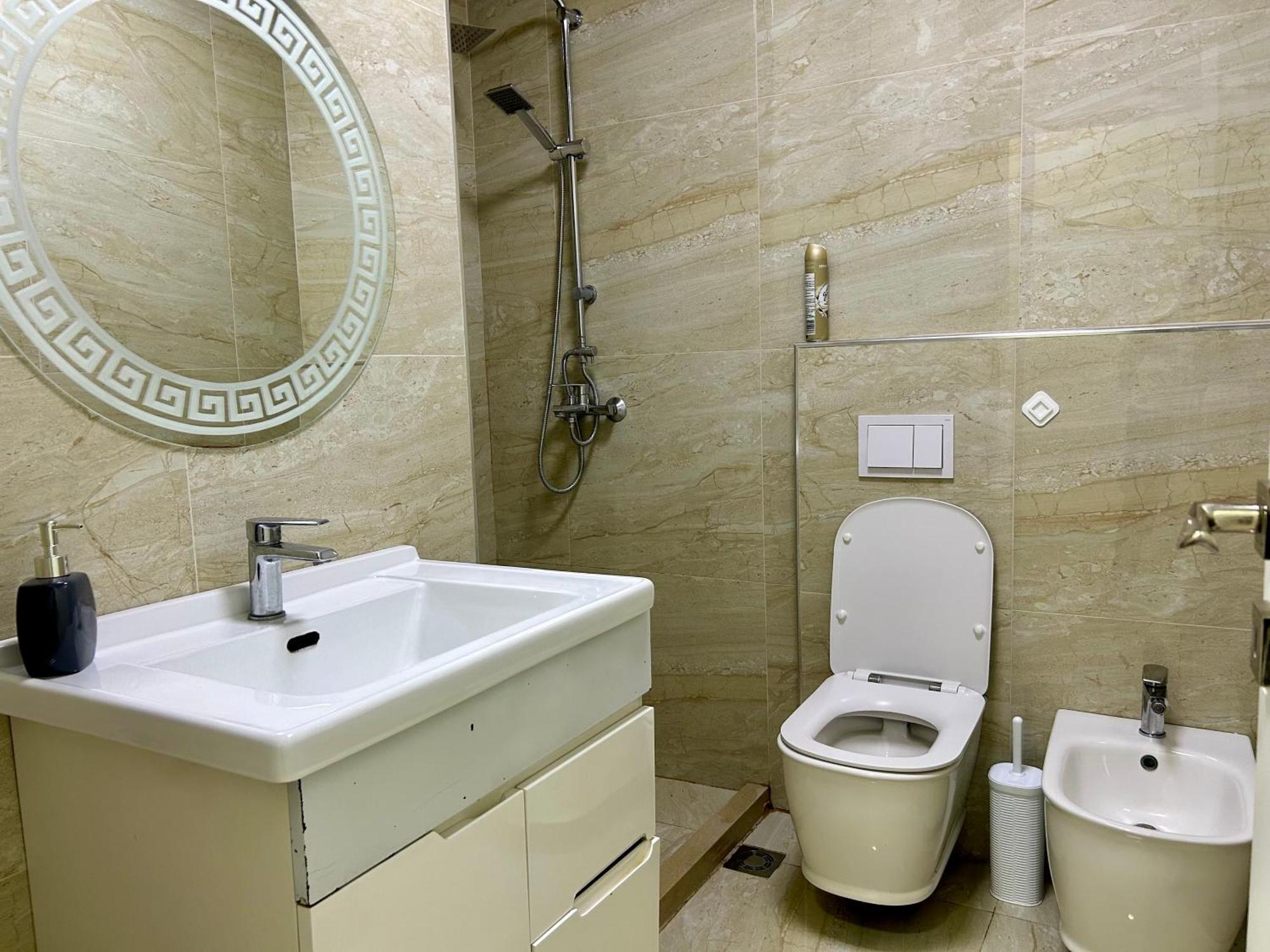 A&X Lovely And Central Apartment - 24H Self Check-In Τίρανα Εξωτερικό φωτογραφία