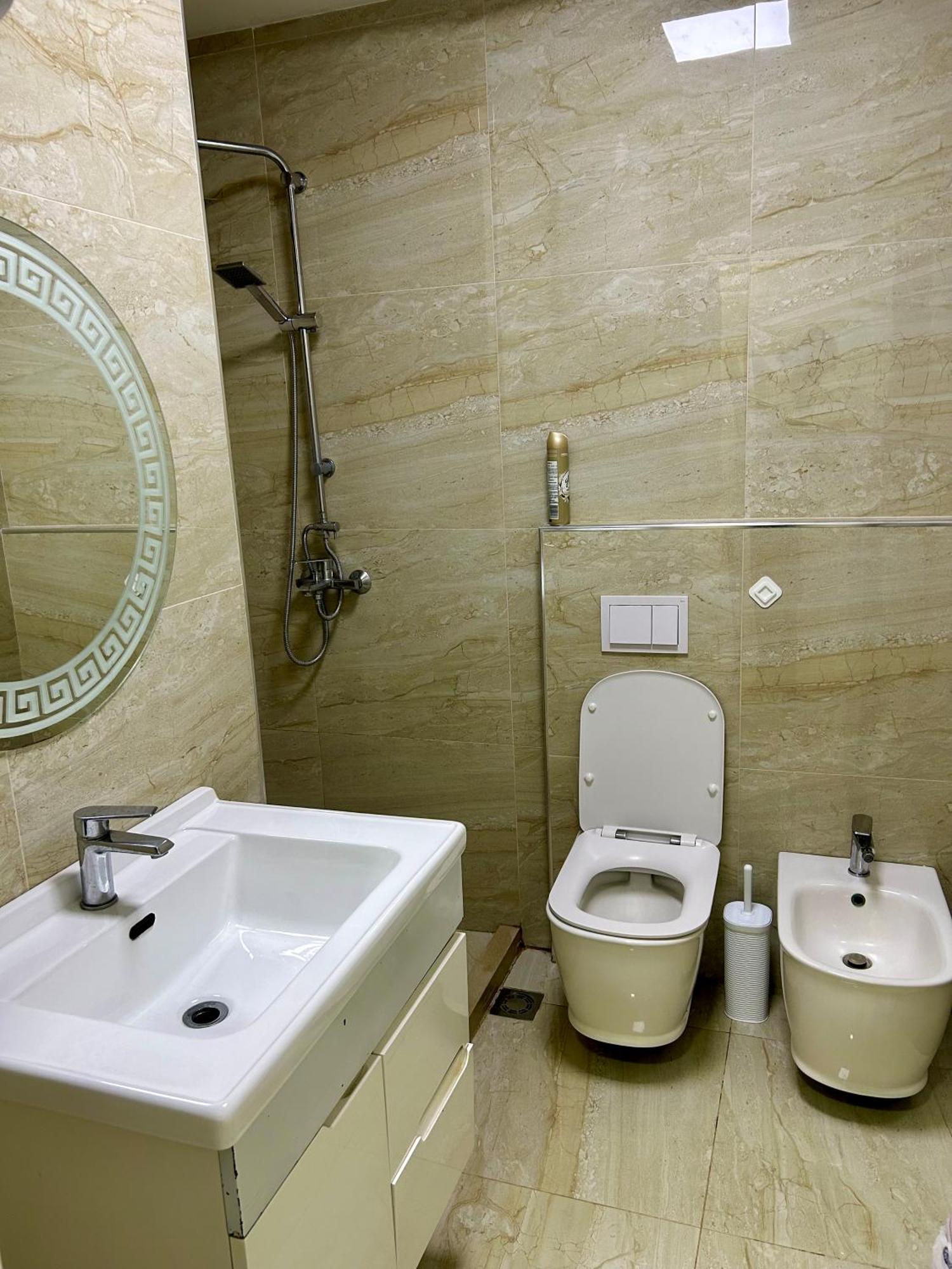 A&X Lovely And Central Apartment - 24H Self Check-In Τίρανα Εξωτερικό φωτογραφία