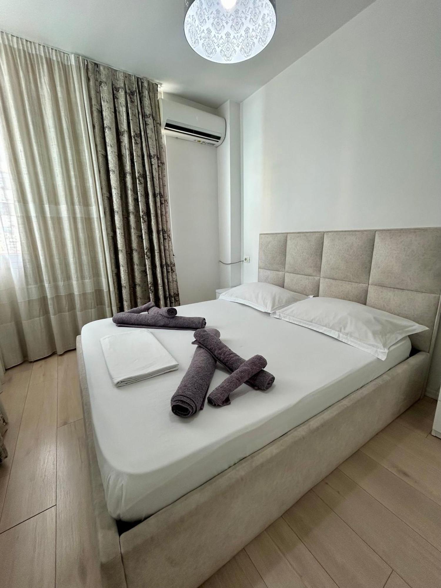 A&X Lovely And Central Apartment - 24H Self Check-In Τίρανα Εξωτερικό φωτογραφία