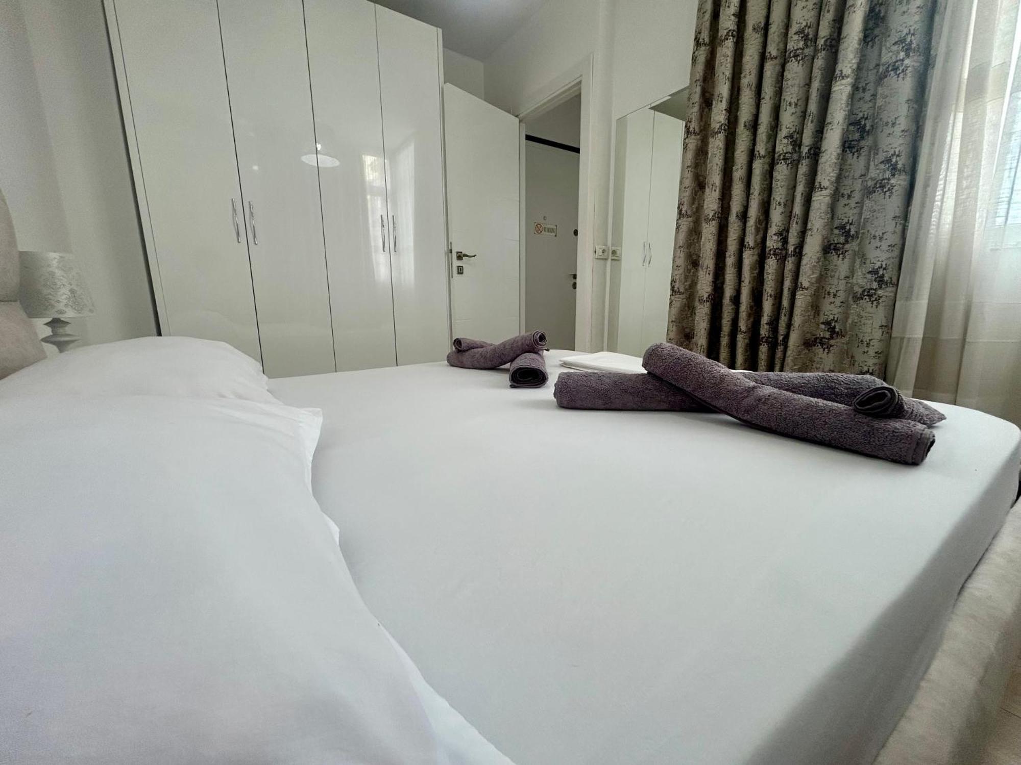 A&X Lovely And Central Apartment - 24H Self Check-In Τίρανα Εξωτερικό φωτογραφία
