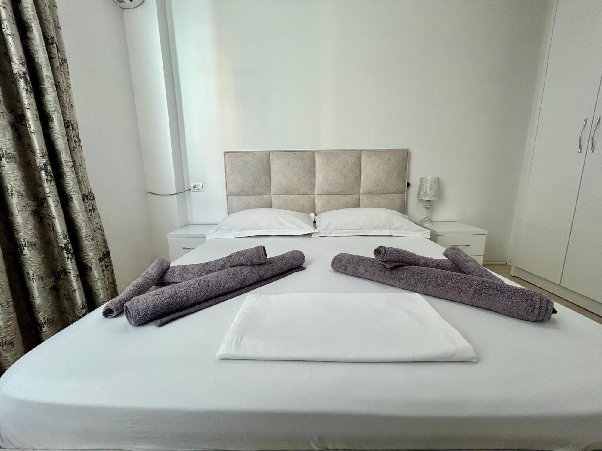 A&X Lovely And Central Apartment - 24H Self Check-In Τίρανα Εξωτερικό φωτογραφία